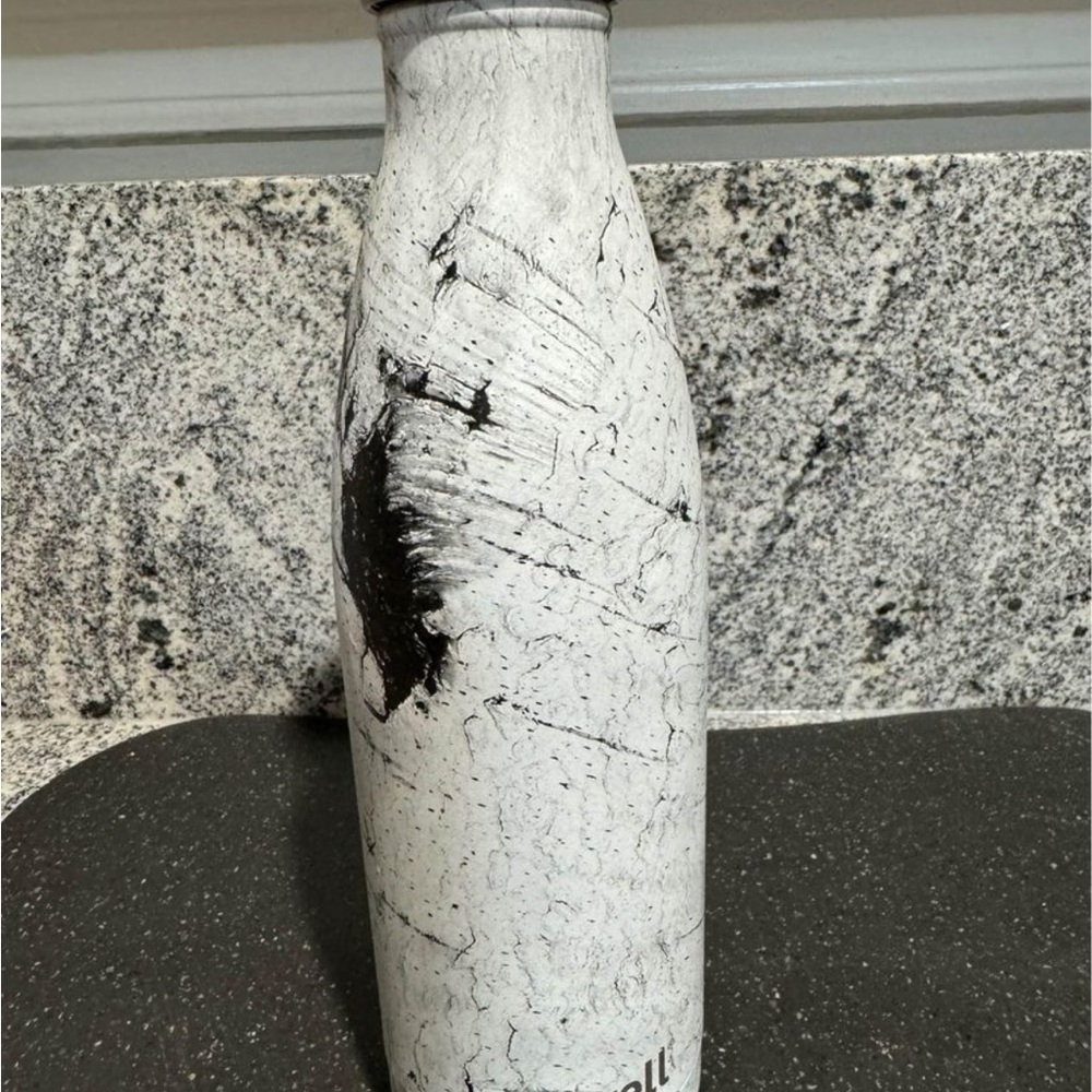 New S'well Stainless Steel Water Bottle, 17oz,